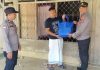 Polsek Atari Jaya Berbagi Sembako ke Warga Kurang Mampu